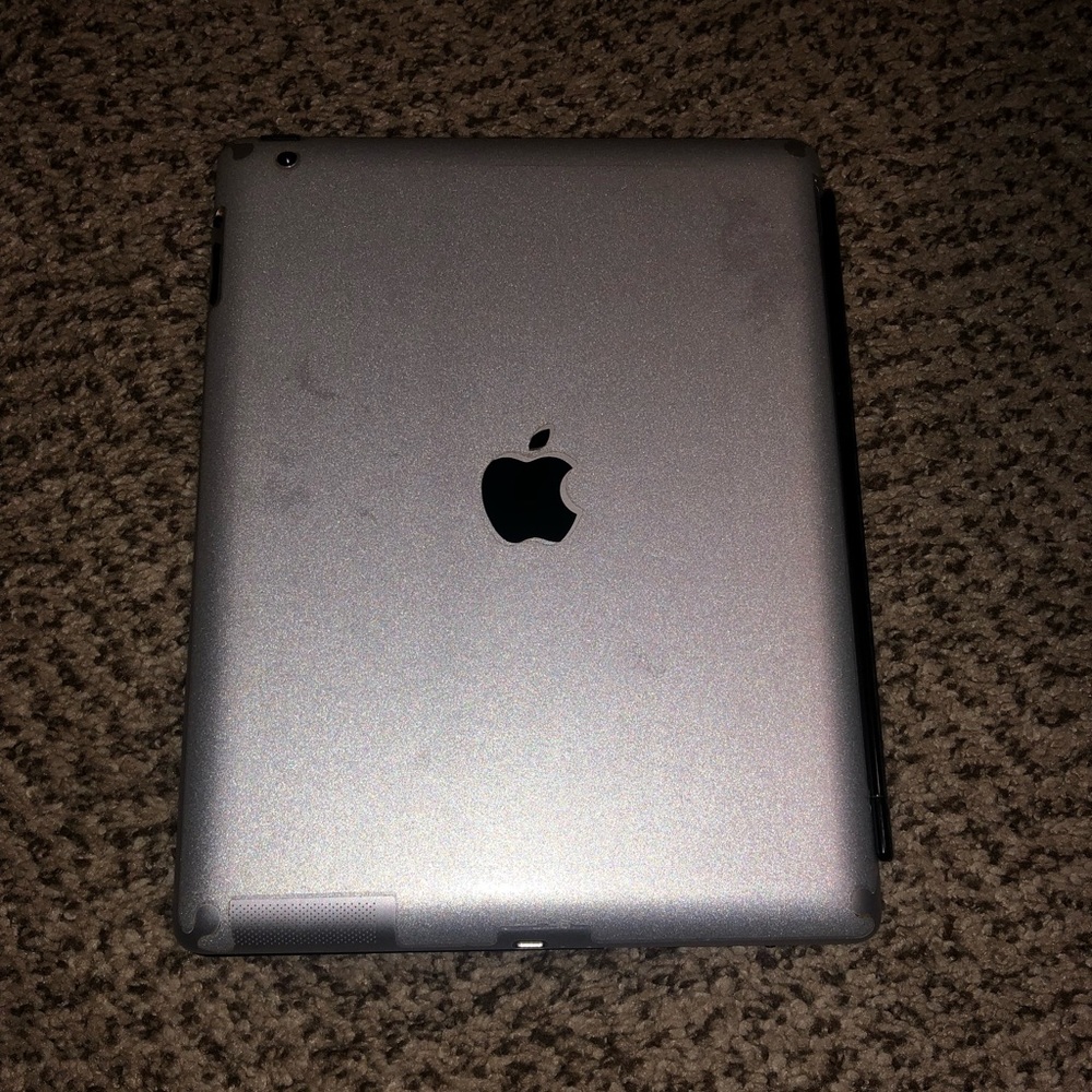 iPad 4th generation, WIFI and cellular, 64GB